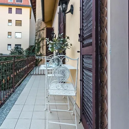 Porto Azzurro Apartment Varenna