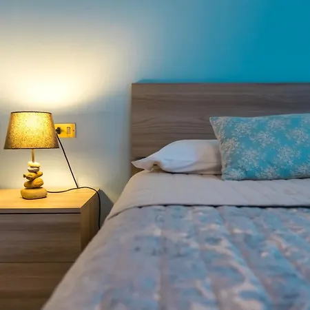 Lägenhet Porto Azzurro Varenna